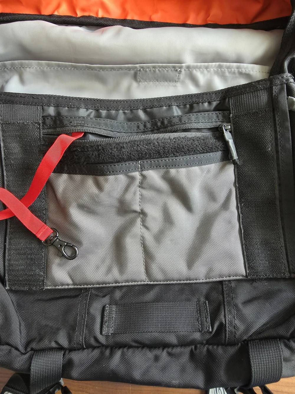 Timbuk2 Large Gray Black Messenger Padded Laptop Bag with Orange Rainfly